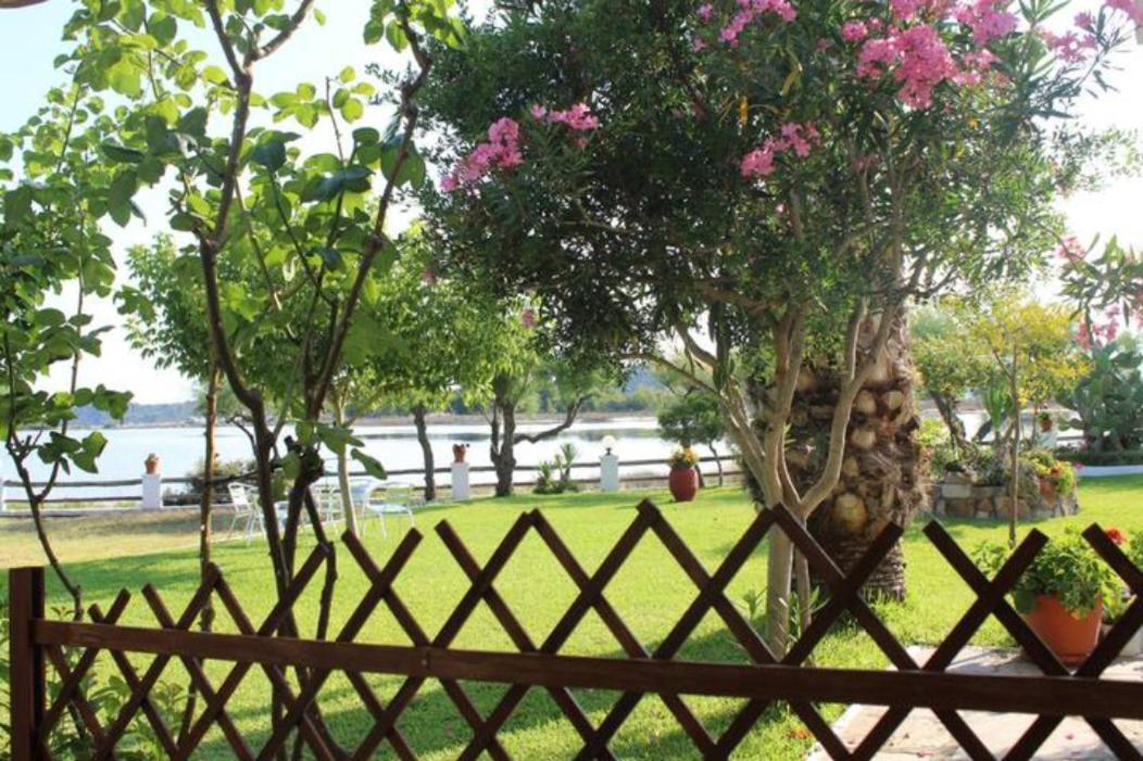 Lila Apartments فوروفورو المظهر الخارجي الصورة